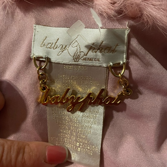 Baby Phat Pink Rabbit Fur Vest w/ Gold Logo Chain – Size S – Y2K Glam Aesthetic - Picture 2 of 8